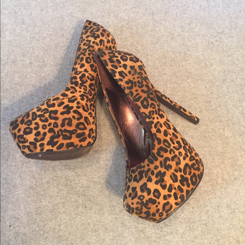 Leopard heels - Picture 2 of 2